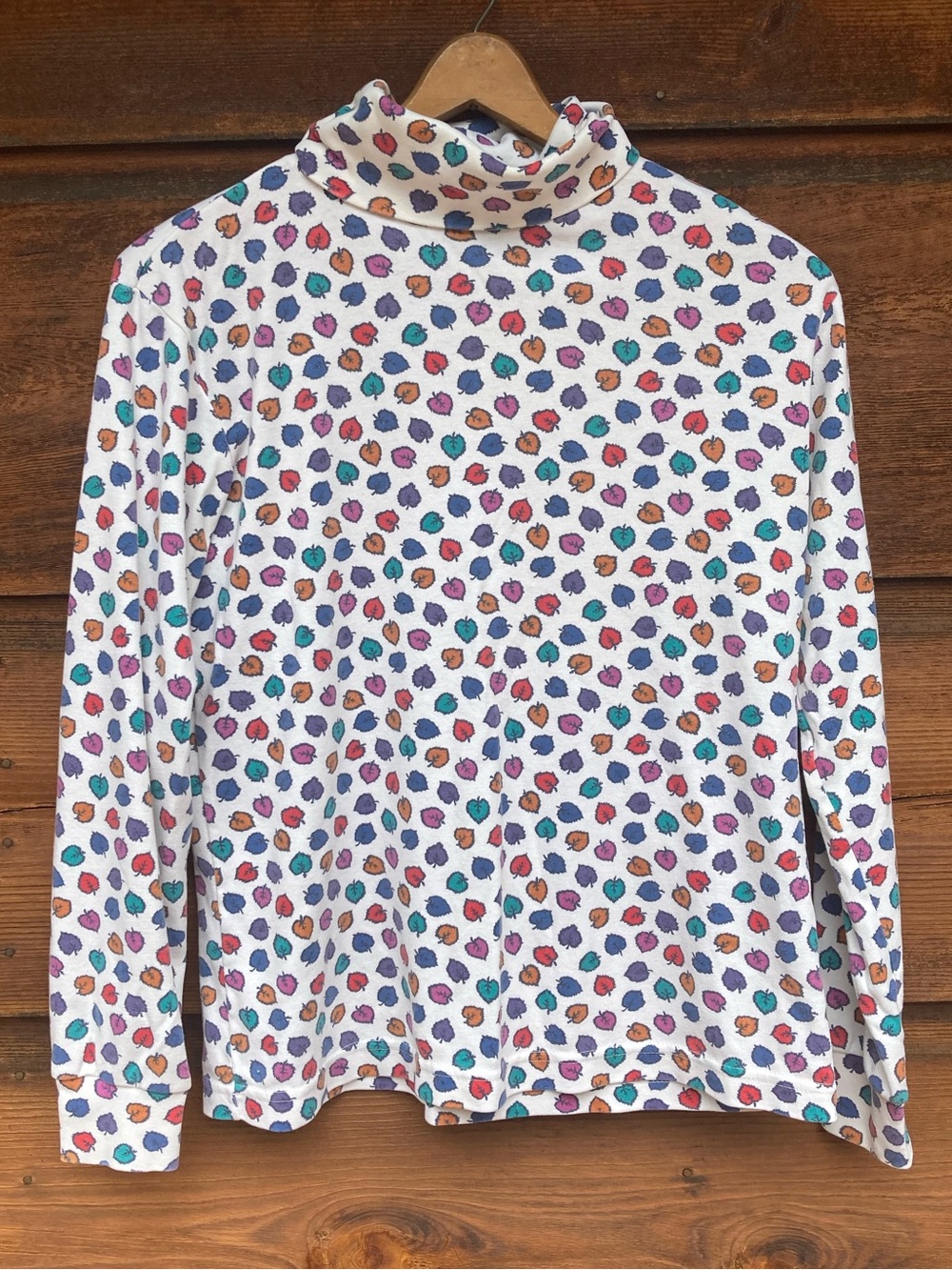 90s Turtleneck Cabin Creek Leaf Pattern